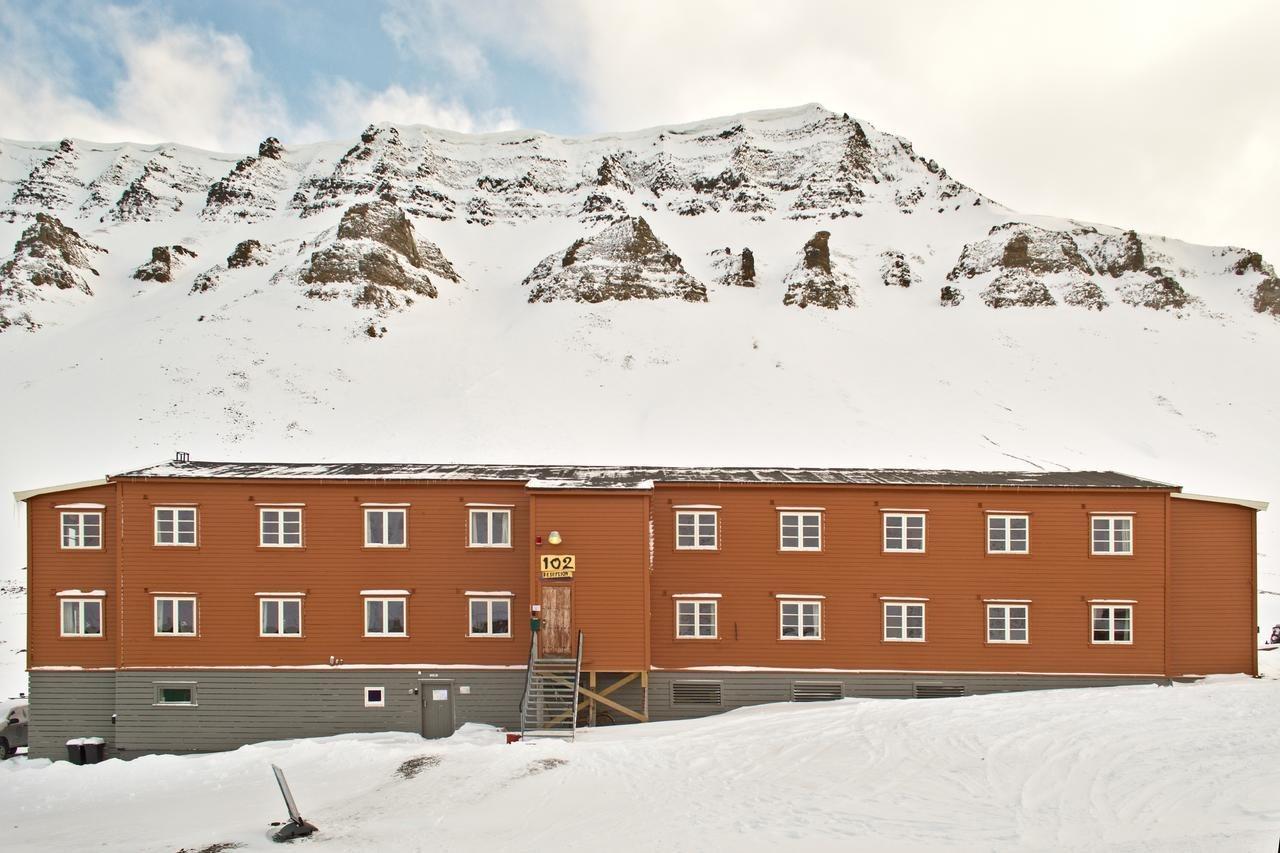 Gjestehuset 102 Longyearbyen Kültér fotó