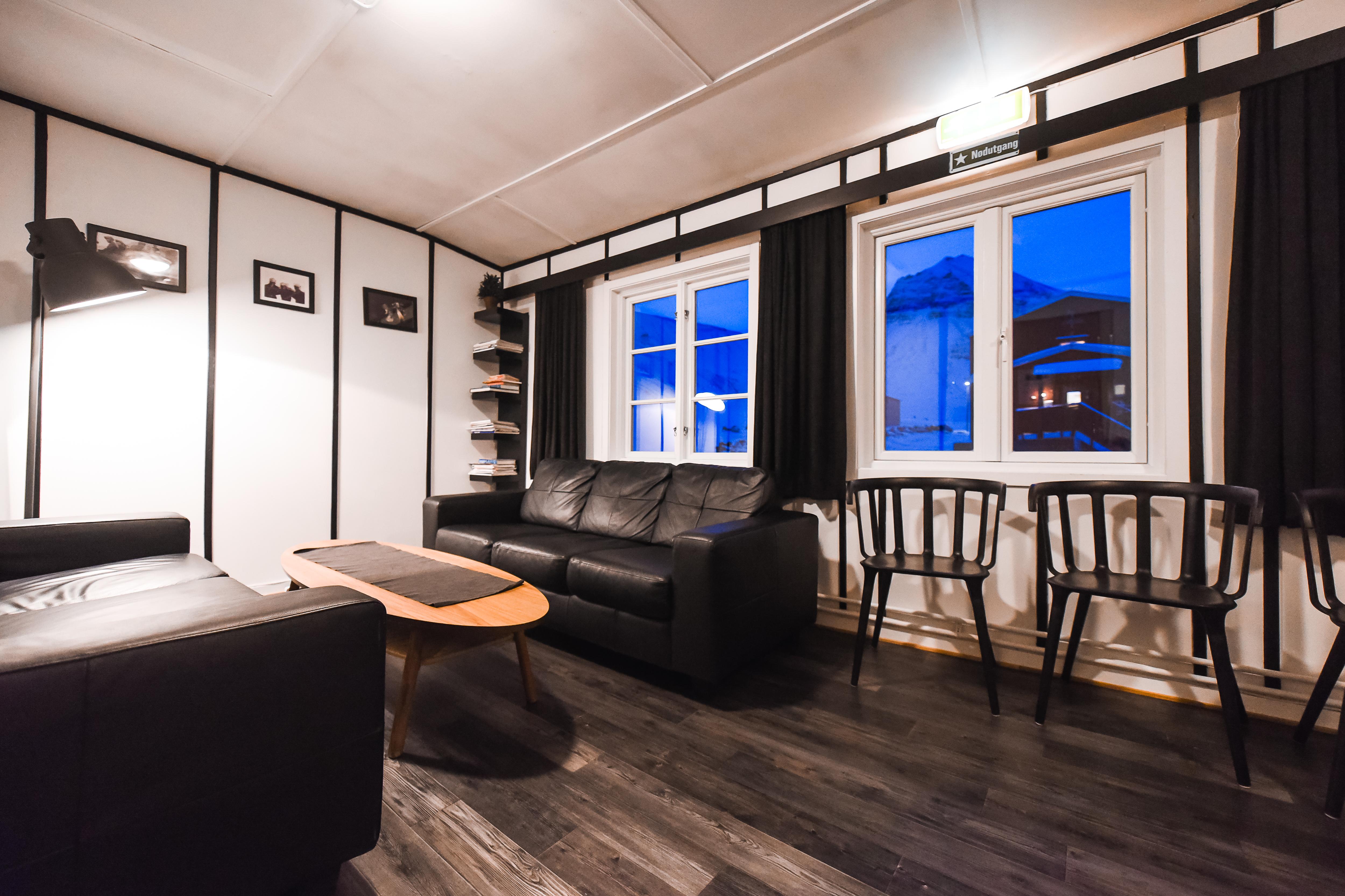 Gjestehuset 102 Longyearbyen Kültér fotó