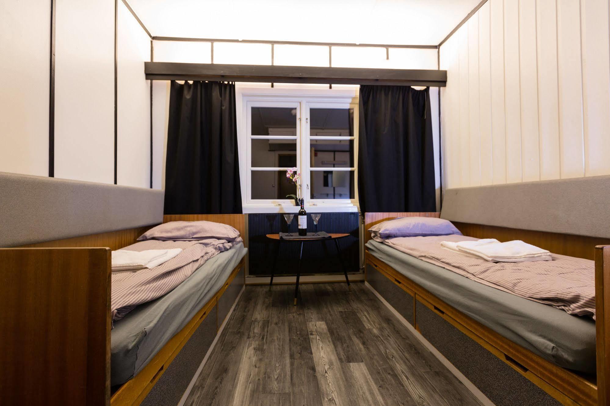 Gjestehuset 102 Longyearbyen Kültér fotó